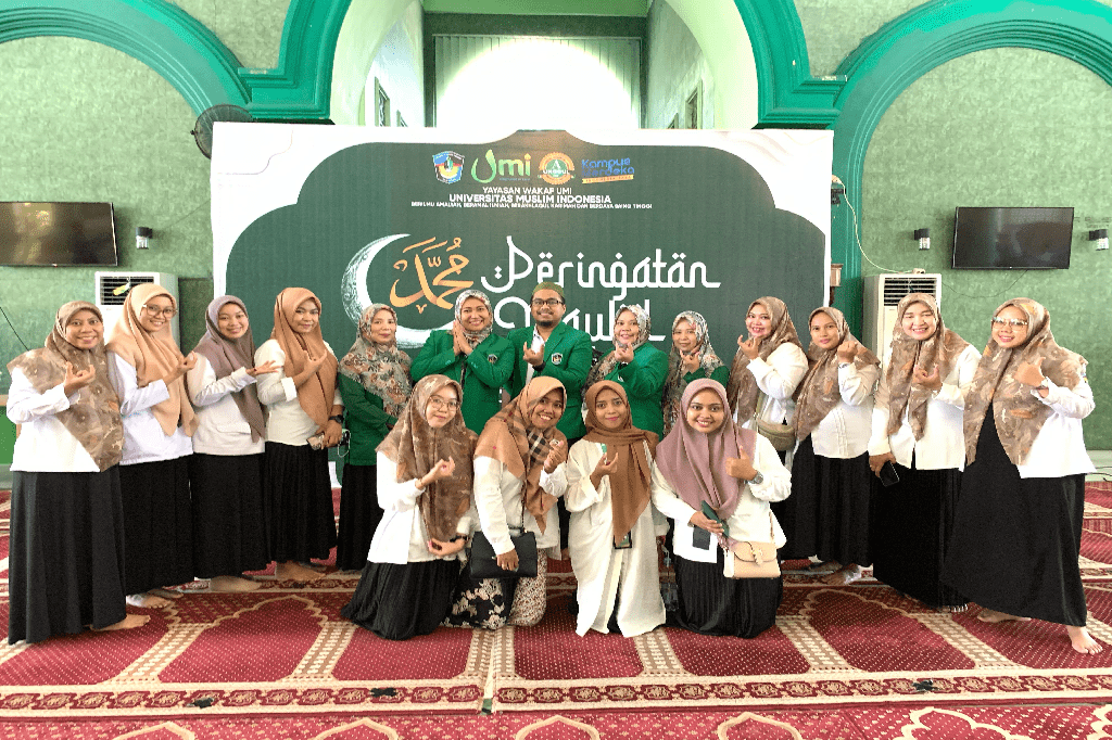 RSIGM FKG UMI Ikut Serta Peringati Maulid Nabi Muhammad SAW 1445H Yang Di Selengarakan Oleh Universitas Muslim Indonesia (UMI)